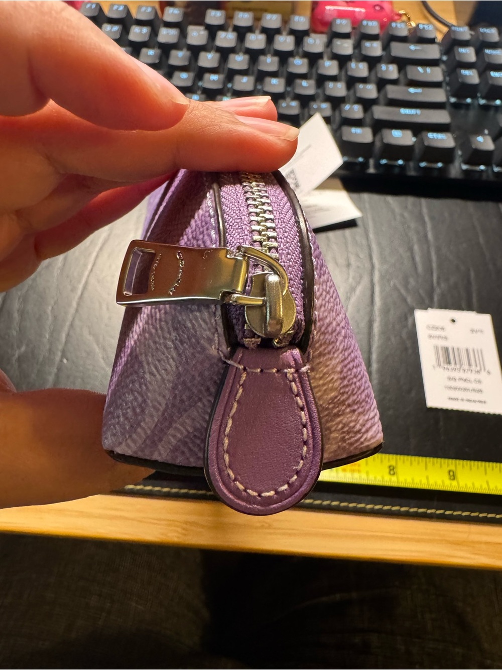 Coach signature pencil case in iris / purple - Picture 5 of 7